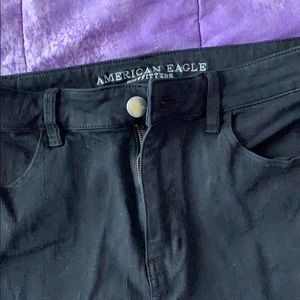 Black Hi-Rise American Eagle Jeggings